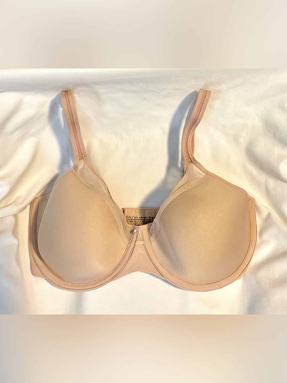 *EUC* BALI One Smooth Bra - Style DF3439 - Comfort Straps/Underwire - Size 34 DD